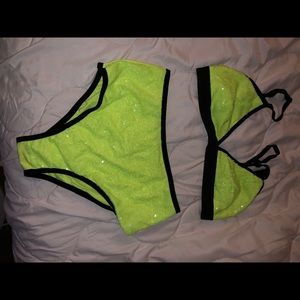 Two piece set